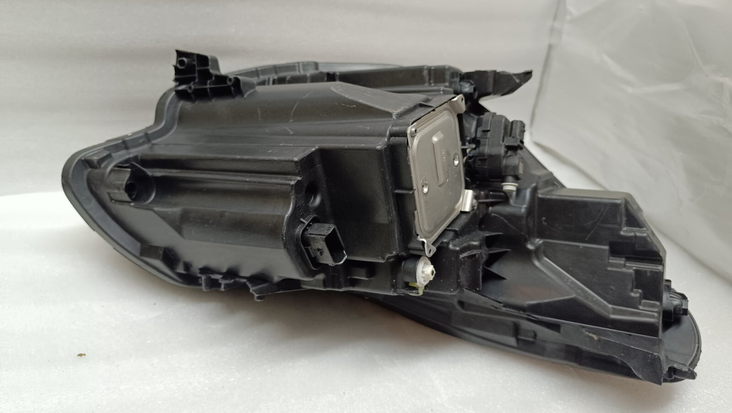 RENAULT CAPTUR LED PURE VISION N/S HEADLIGHT 260603743R re68