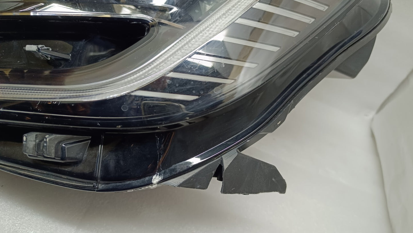 RENAULT CAPTUR LED PURE VISION N/S HEADLIGHT 260603743R re68