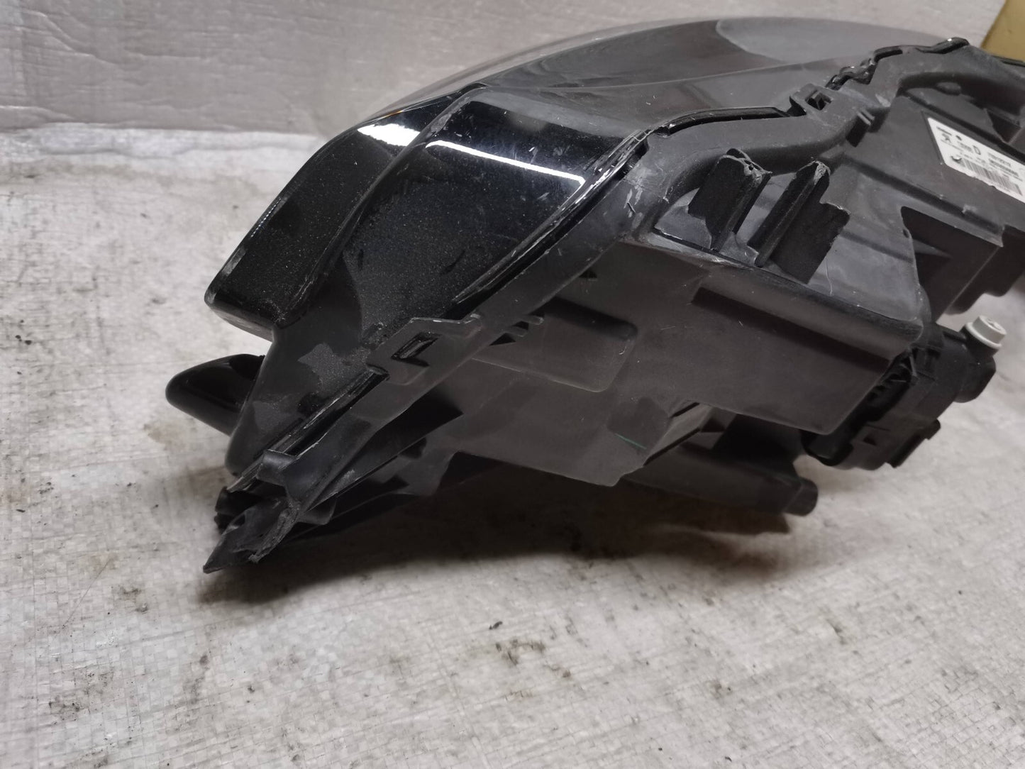 Peugeot 208 LED Headlight 2020+ Right Driver Side 73312212 9833036080 psa10