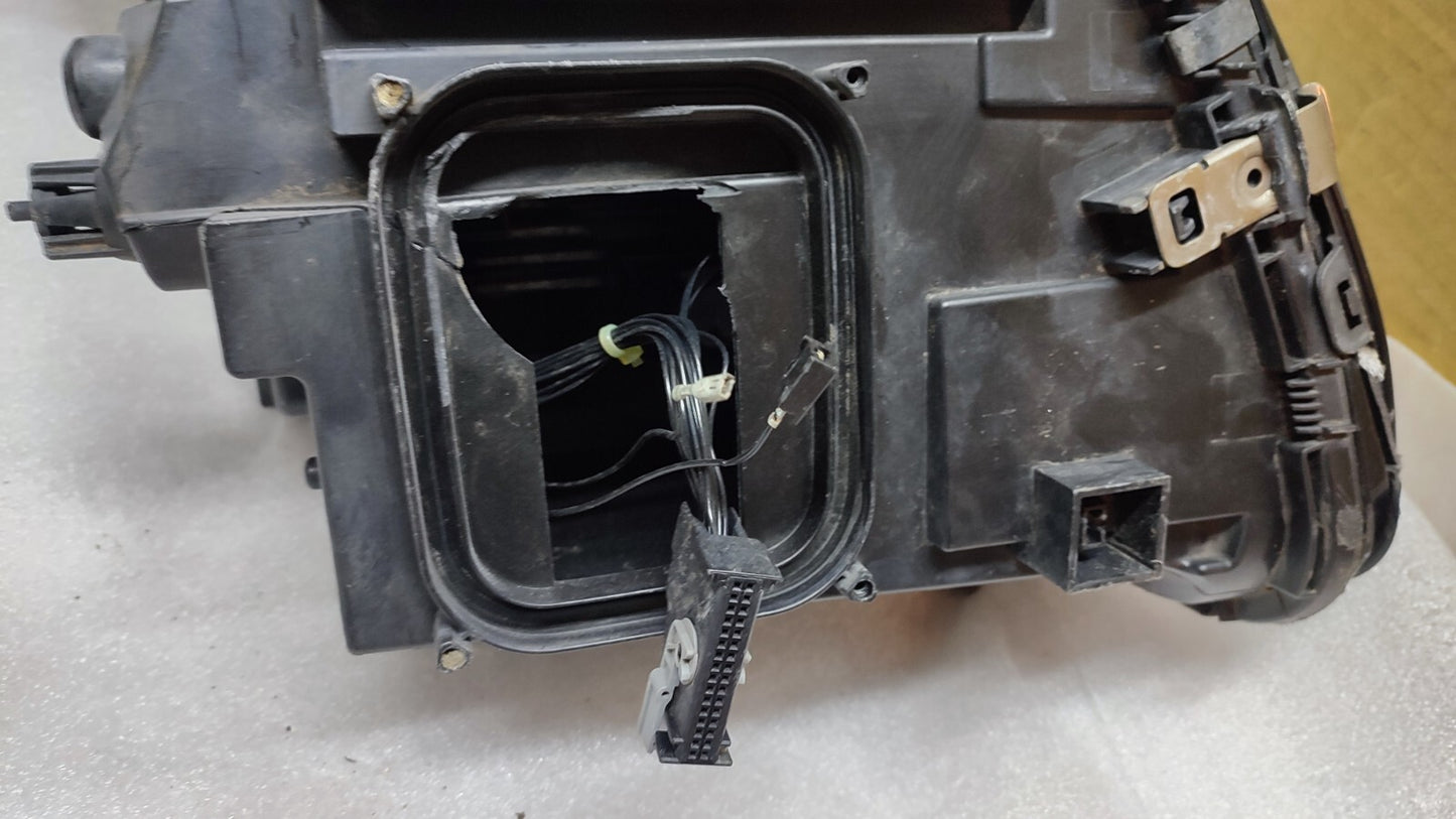 MERCEDES C CLASS W205 HYBRID LED DRIVERS SIDE RIGHT HEADLIGHT A2059060204 m71