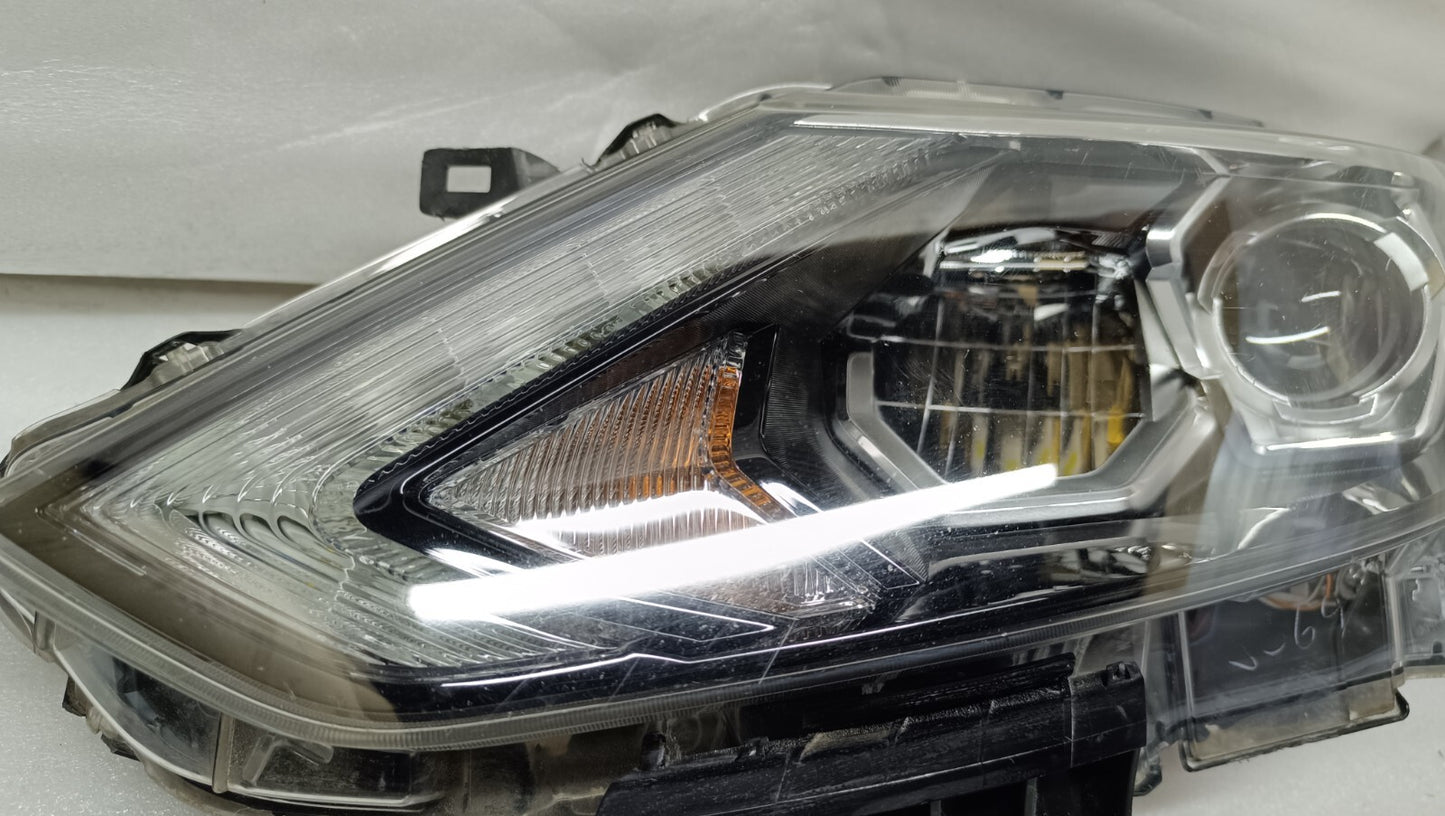 NISSAN QASHQAI Mk2 (J11) Left Passenger Side Front Headlight LED 100-18016 ni68