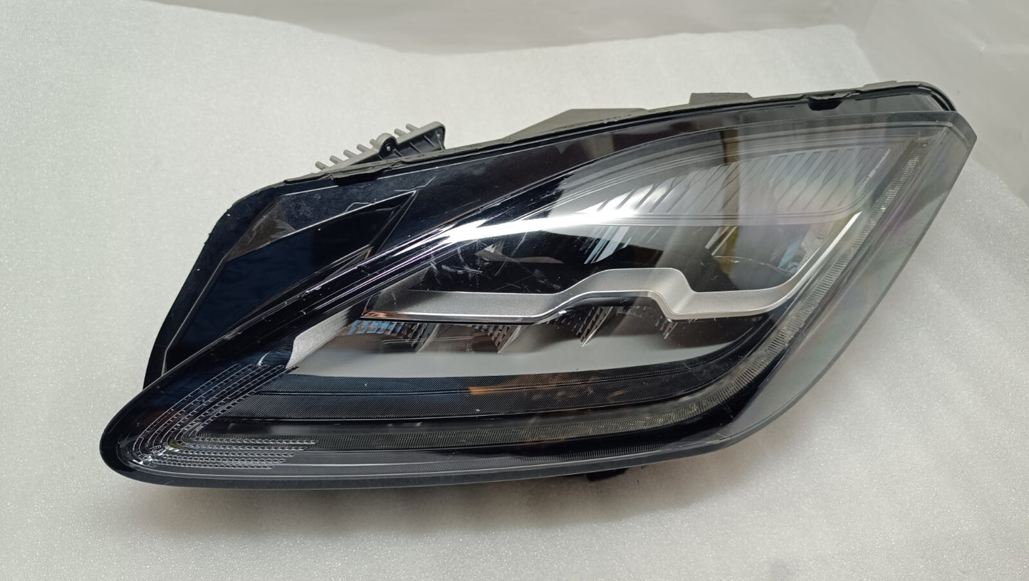 JAGUAR E PACE HEADLIGHT N/S PASSENGER SIDE J9C3 13W030 DC J9C313W030DC jlr66