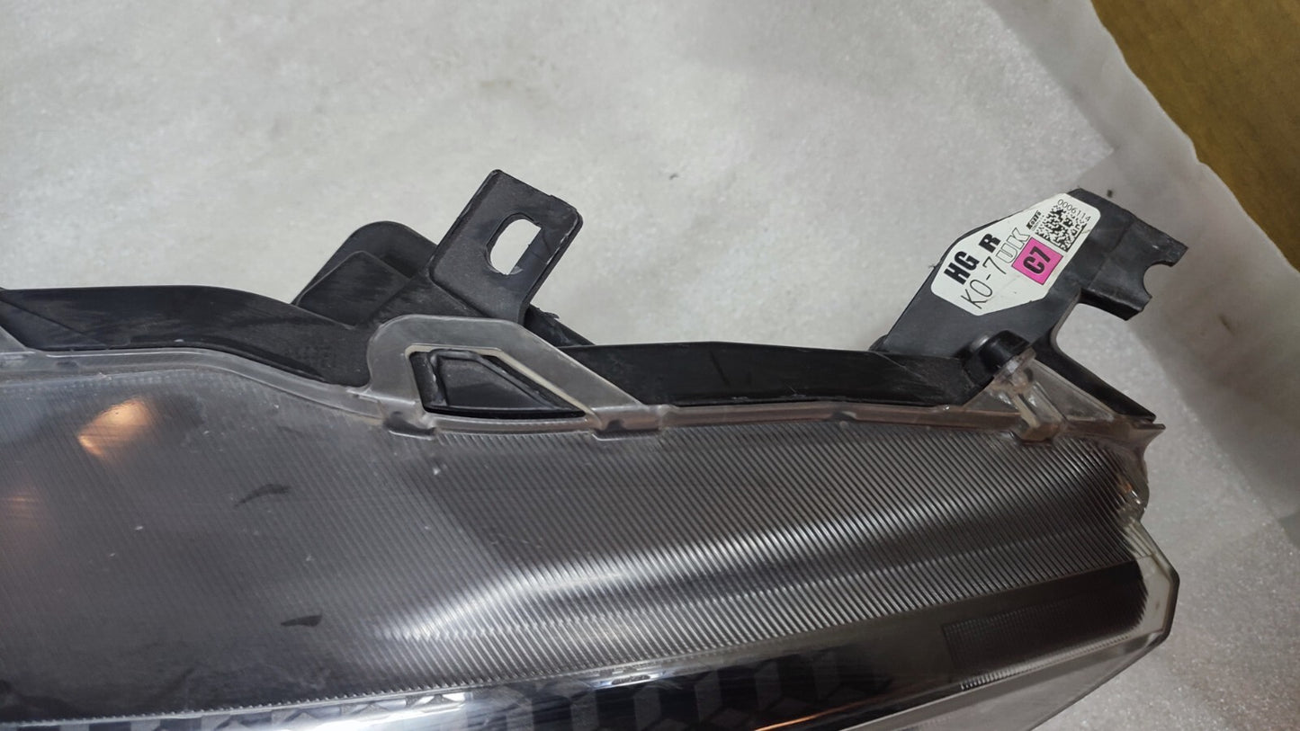 TOYOTA YARIS 2020 2021 2022 FULL LED PASSENGERSIDE N/S LEFT HEADLIGHT toya35