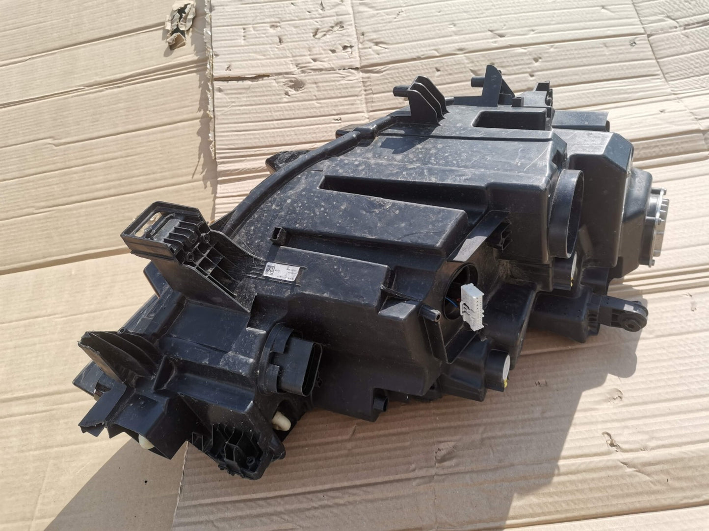 VOLKSWAGEN ID.4 ID4 20-2022 FRONT LEFT PASSENGER SIDE HEADLIGHT HEADLAMP VWI469