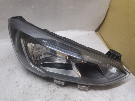 FORD FOCUS RIGHT SIDE HEADLIGHT 2019 ONWARDS MX7B-13E014-DC GENUIN fomo21