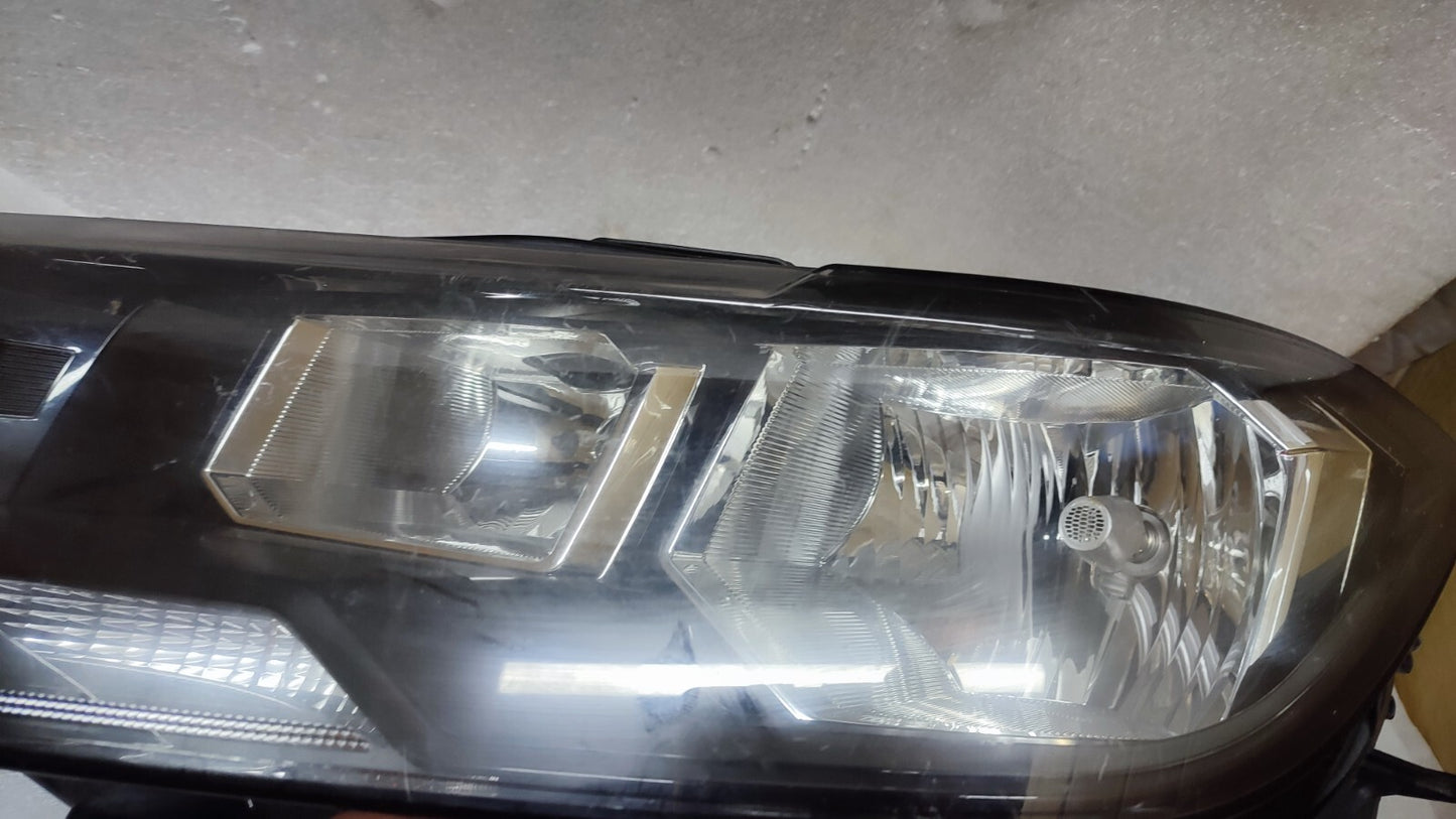 VOLKSWAGEN T-CROSS FRONT LEFT PASSENGER SIDE HEADLIGHT 2GN941005A vw160