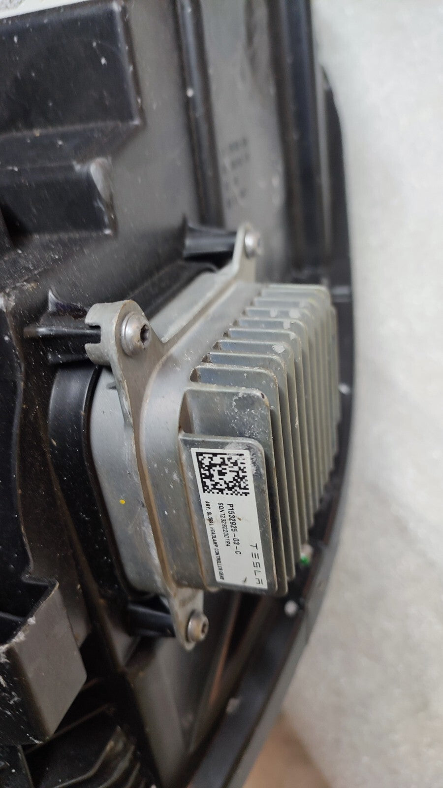 TESLA MODEL 3 DRIVERS SIDE RIGHT LED HEADLIGHT 1514953-00-D 2022 2023 t7