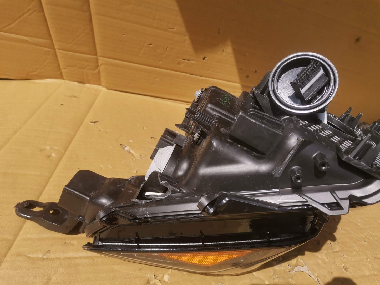 LEXUS UX UX250H UX300E FULL LED PASSENGER SIDE HEADLIGHT 2019 2020 2021