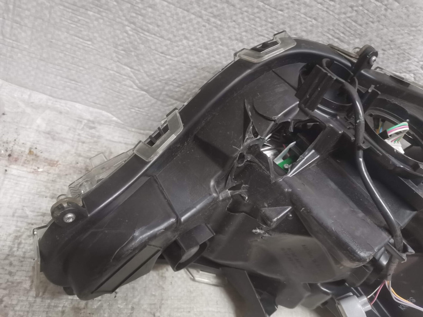 Toyota RAV4 Headlight Left LED Projector Lens 19+ Passenger Near Side tor411