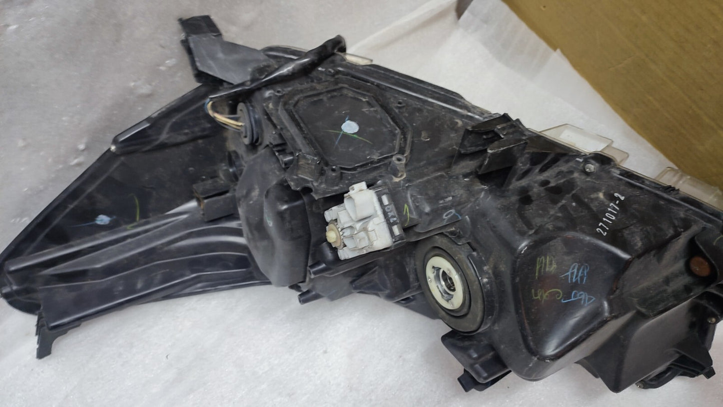 TOYOTA HILUX 2015-2019 DRIVER SIDE RIGHT FULL LED XENON HEADLIGHT GENUINE to36