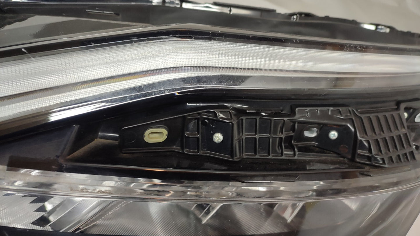 NISSAN QASHQAI J12 2021-2023 PASSENGER SIDE LED HEADLIGHT GENUINE 100-8D02F ni55