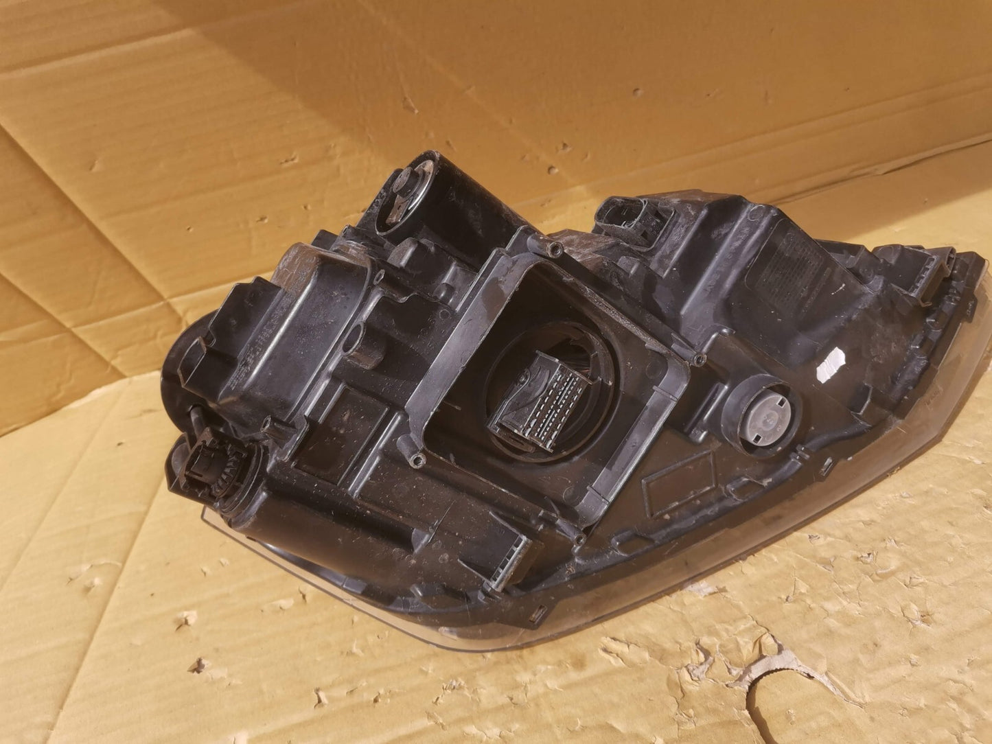 VOLKSWAGEN POLO Headlamp Headlight N/S 2017+  Hatchback LH 2G2941035J vw101