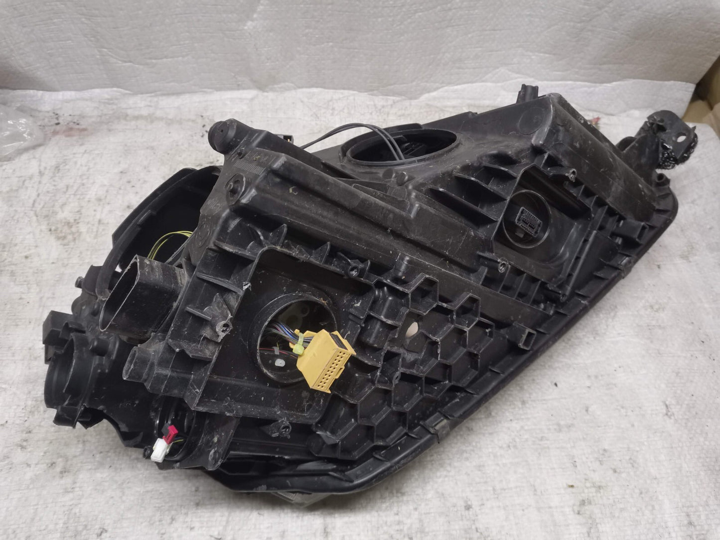 SKODA YETI 2013-17 NEARSIDE LEFT XENON LED HEADLIGHT GENUINE 5L2941015C skye39