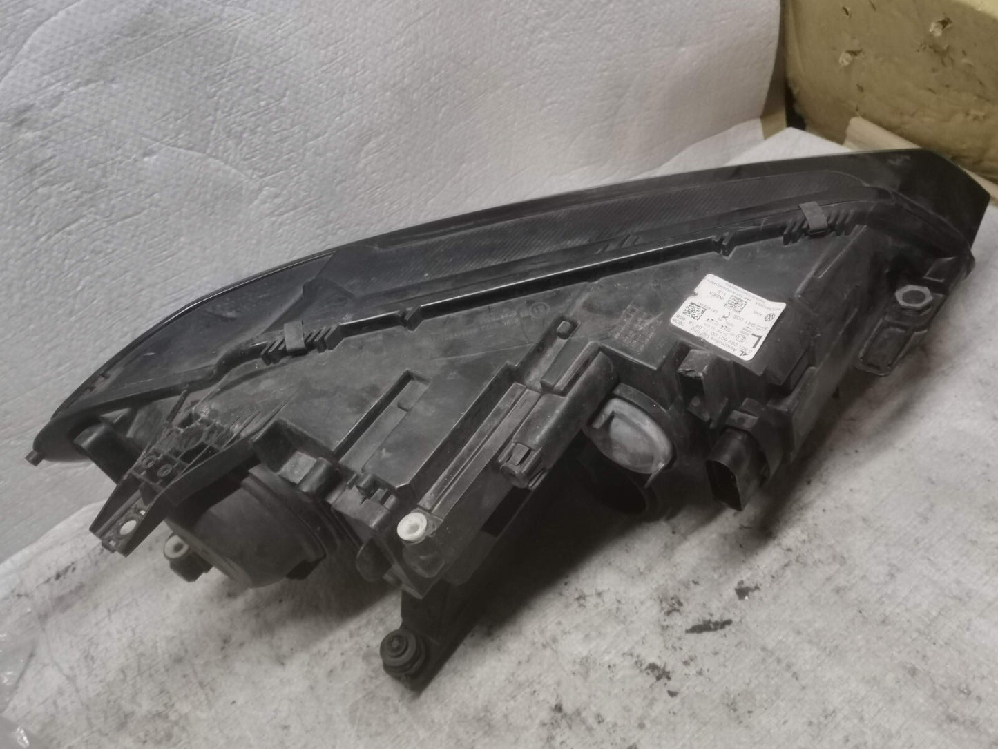 Volkswagen VW Touran Halogen Headlight Light Lamp 2016- N/S 5TC941005A vwtu72