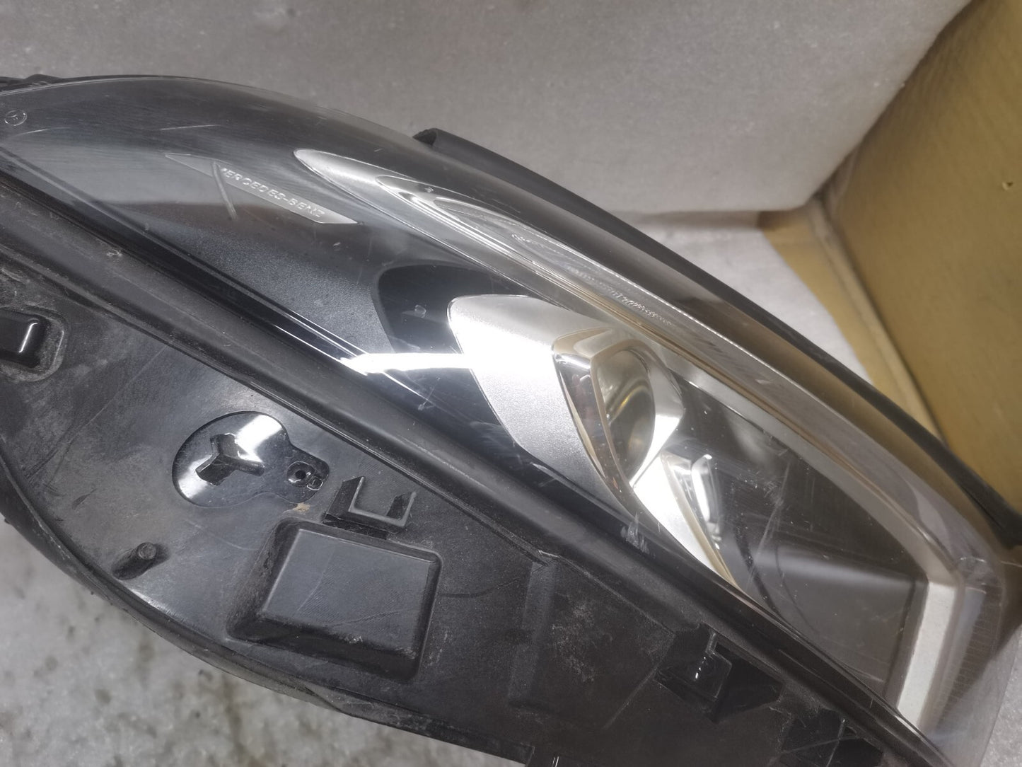MERCEDES A-CLASS W177 2018 ONWARDS LED HEADLIGHT RH DRIVER SIDE A1779065801 m67