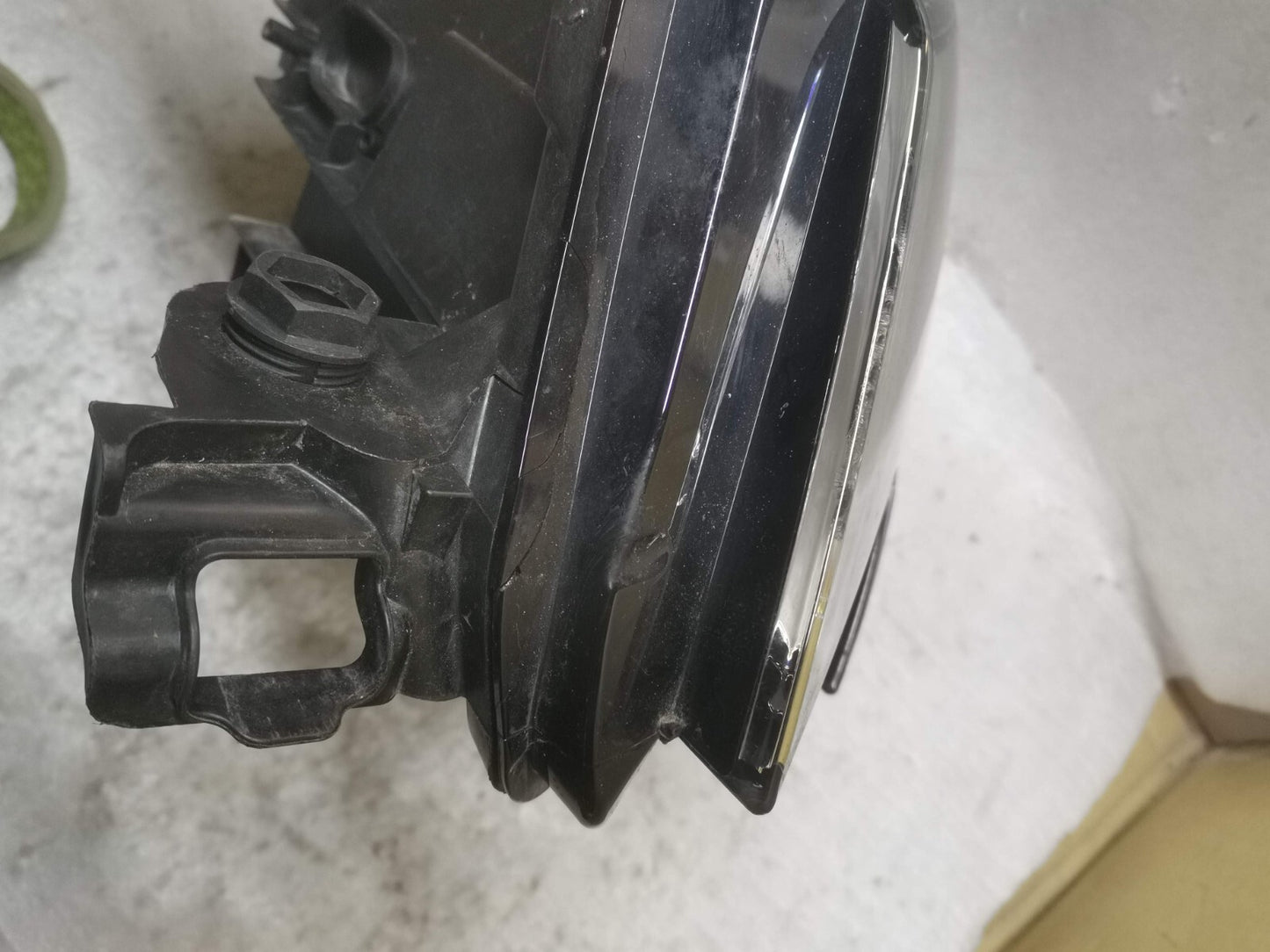 SKODA KODIAQ 2018 GENUINE PASSENGER SIDE LED HEADLIGHT 567941015E skkq74