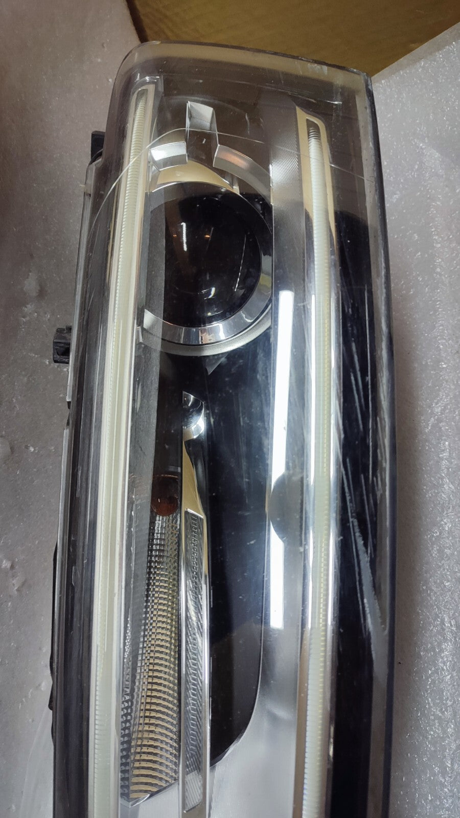 Audi Q3 Headlight Headlamp left Passenger Xenon  8U0941005A au161