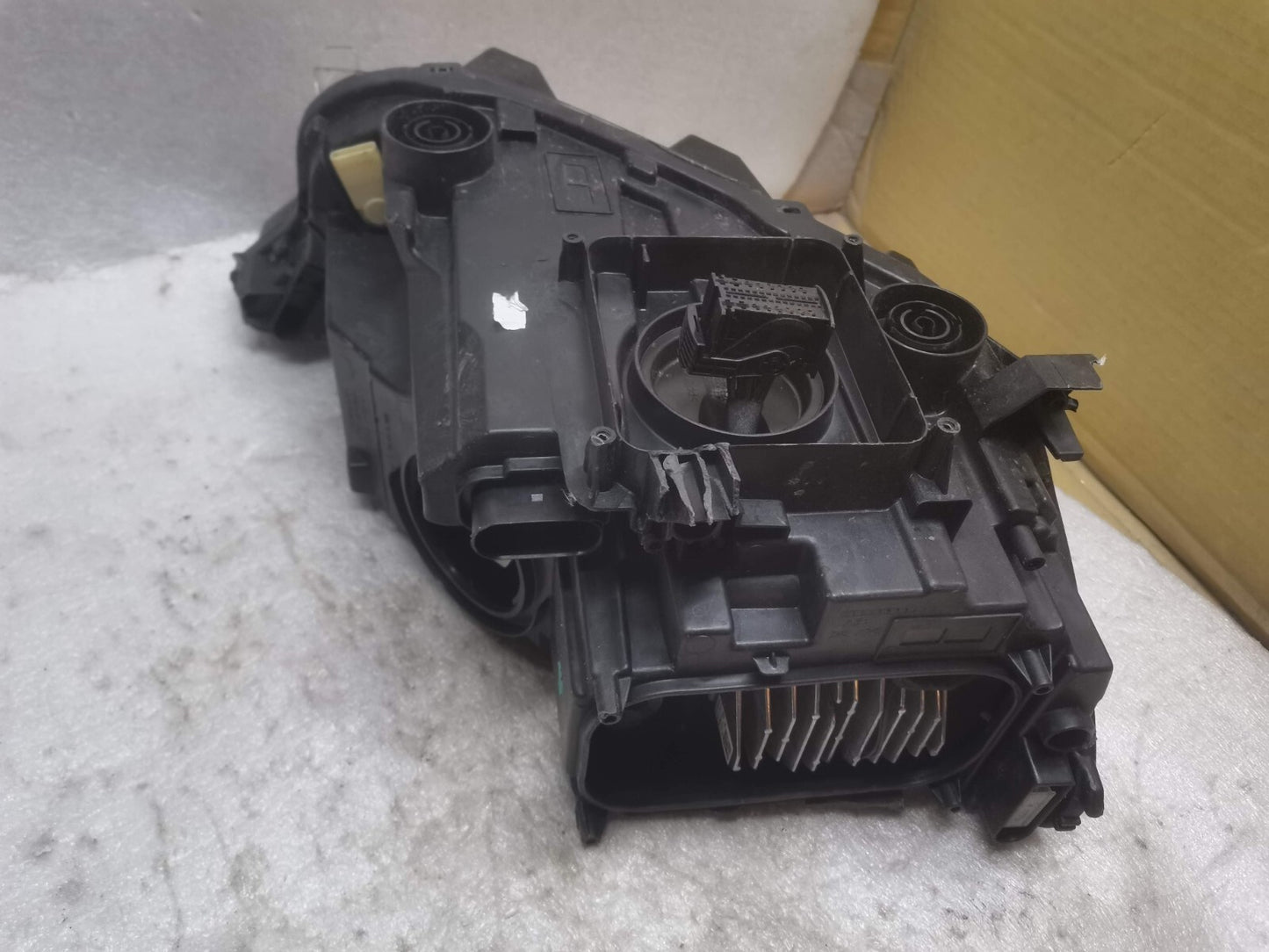 VOLKSWAGEN T-ROC R LINE N/S PASSENGER SIDE FULL LED HEADLIGHT  2GA941035Q vw130