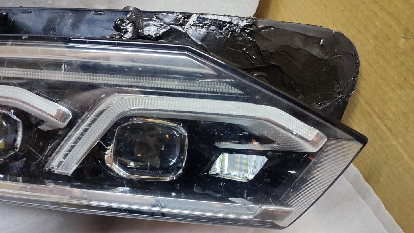 Volkswagen TIGUAN LED Headlight Matrix Beam IQ 5NC941113C vwtr156