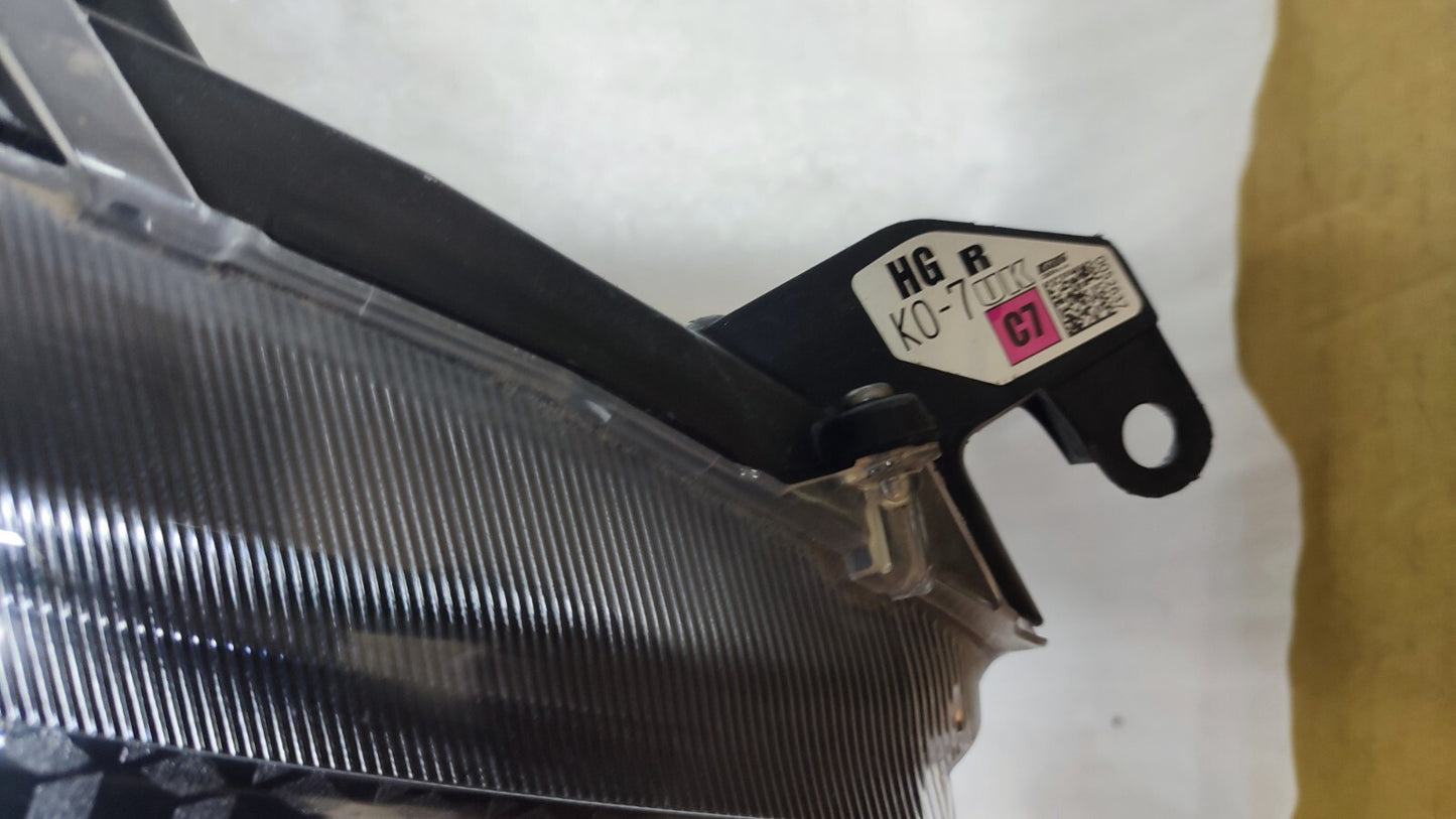 TOYOTA YARIS 2020 2021 2022 FULL LED PASSENGERSIDE N/S LEFT HEADLIGHT toya33