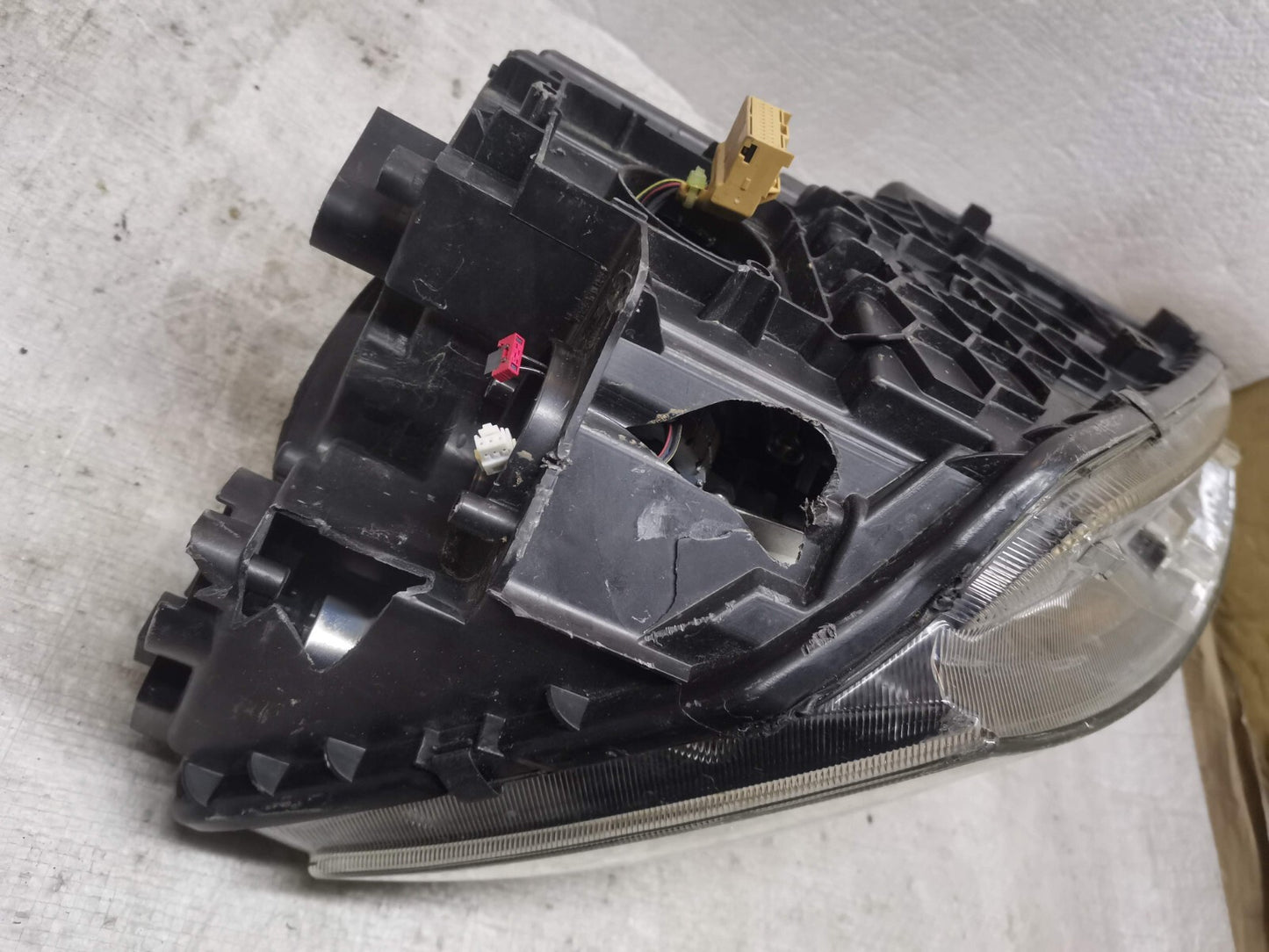 SKODA YETI 2013-17 NEARSIDE LEFT XENON LED HEADLIGHT GENUINE 5L2941015C skye39