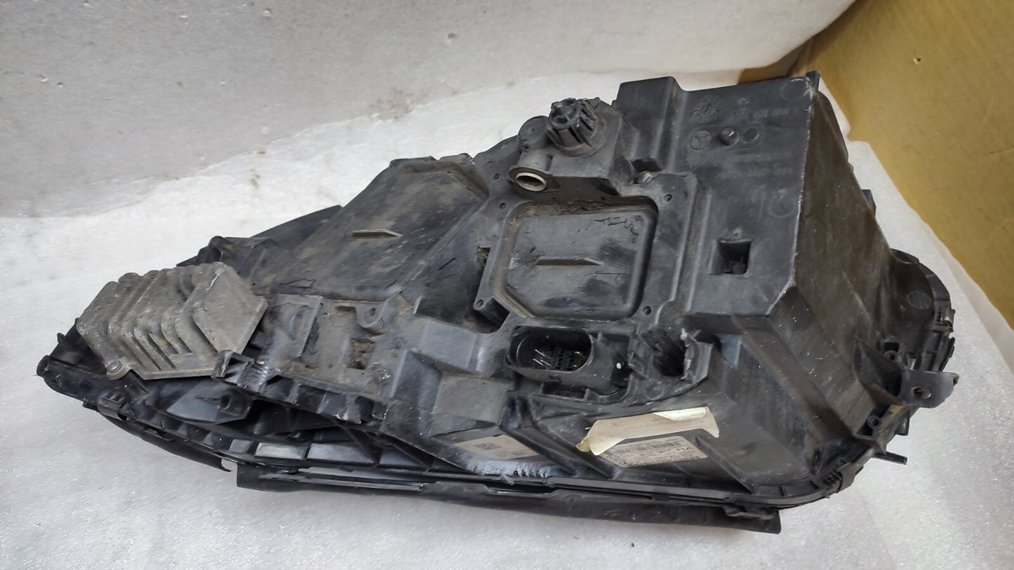 MERCEDES C CLASS W205 HYBRID LED DRIVERS SIDE RIGHT HEADLIGHT A2059060204 m71