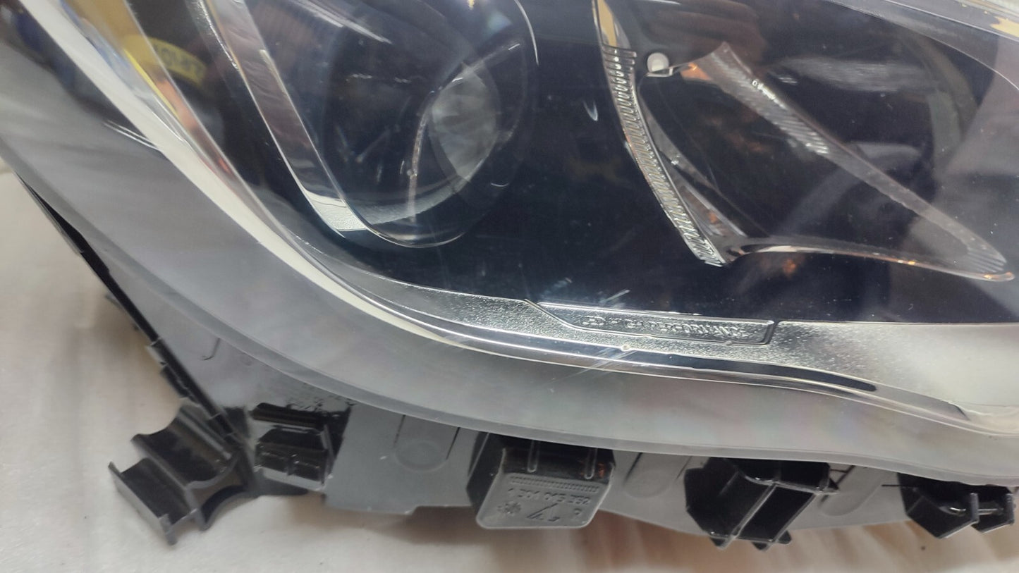 MERCEDES BENZ GLA FRONT RIGHT LED HEADLIGHT GENUINE 17-20 A1569067200 m156101
