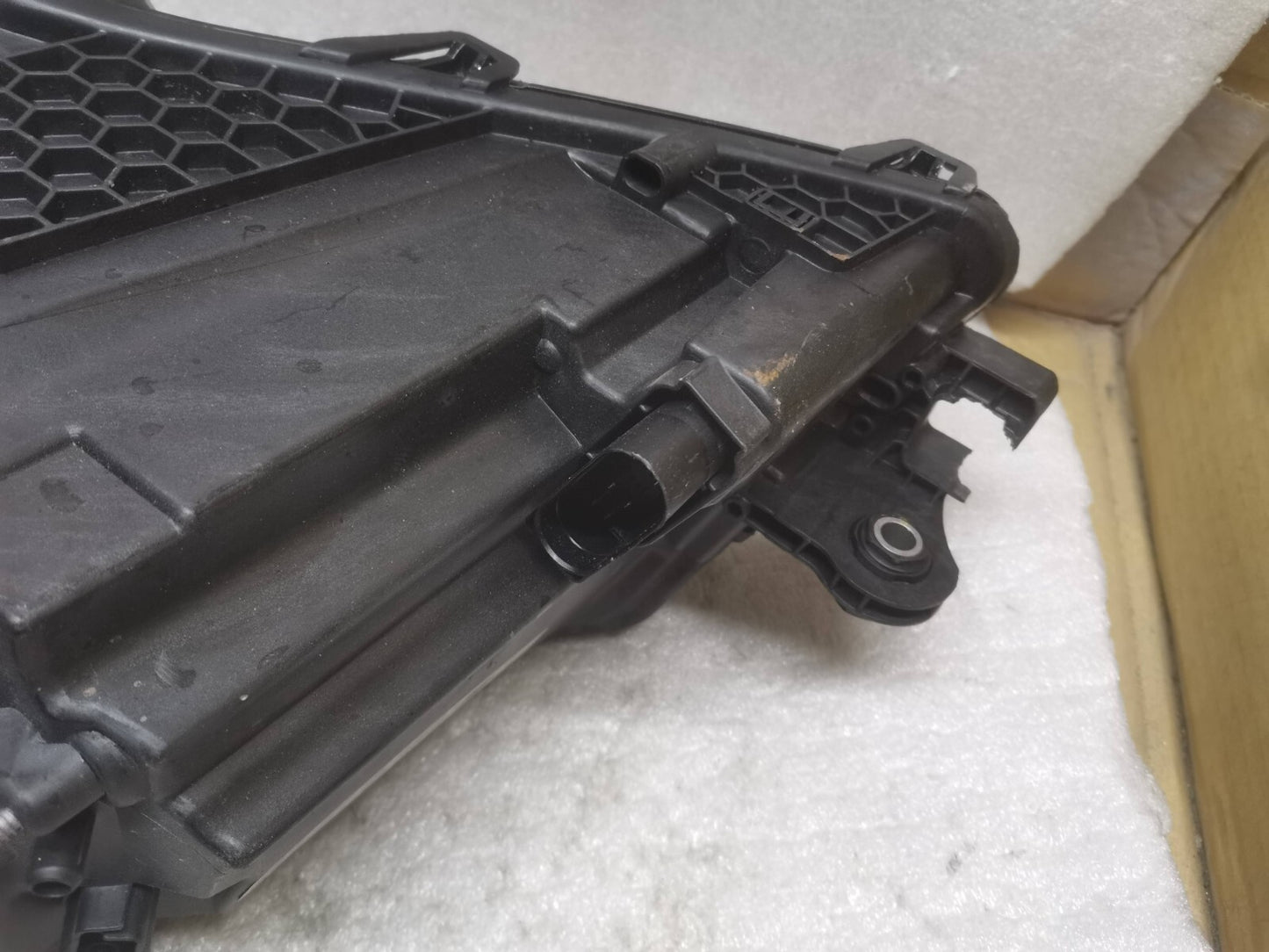 SKODA SUPERB MK3 FACELIFT CRYSTAL LED HEADLIGHT 2018-2021 DRIVER O/S 3V2941016D