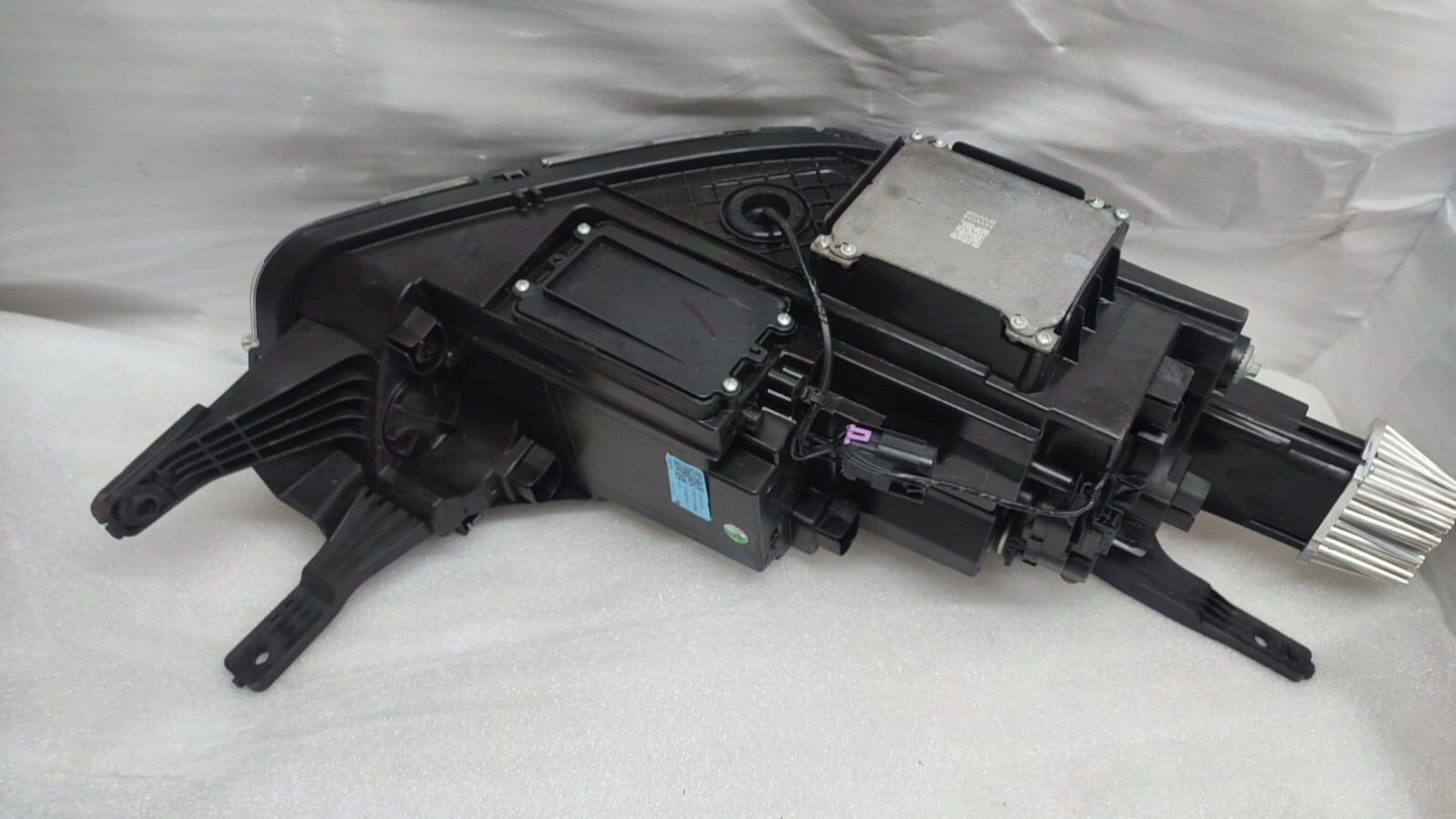 MG ZS 2021 ONWARDS  NEAR SIDE PASSENGERS SIDE FRONT LED HEADLIGHT 10905795 mg29