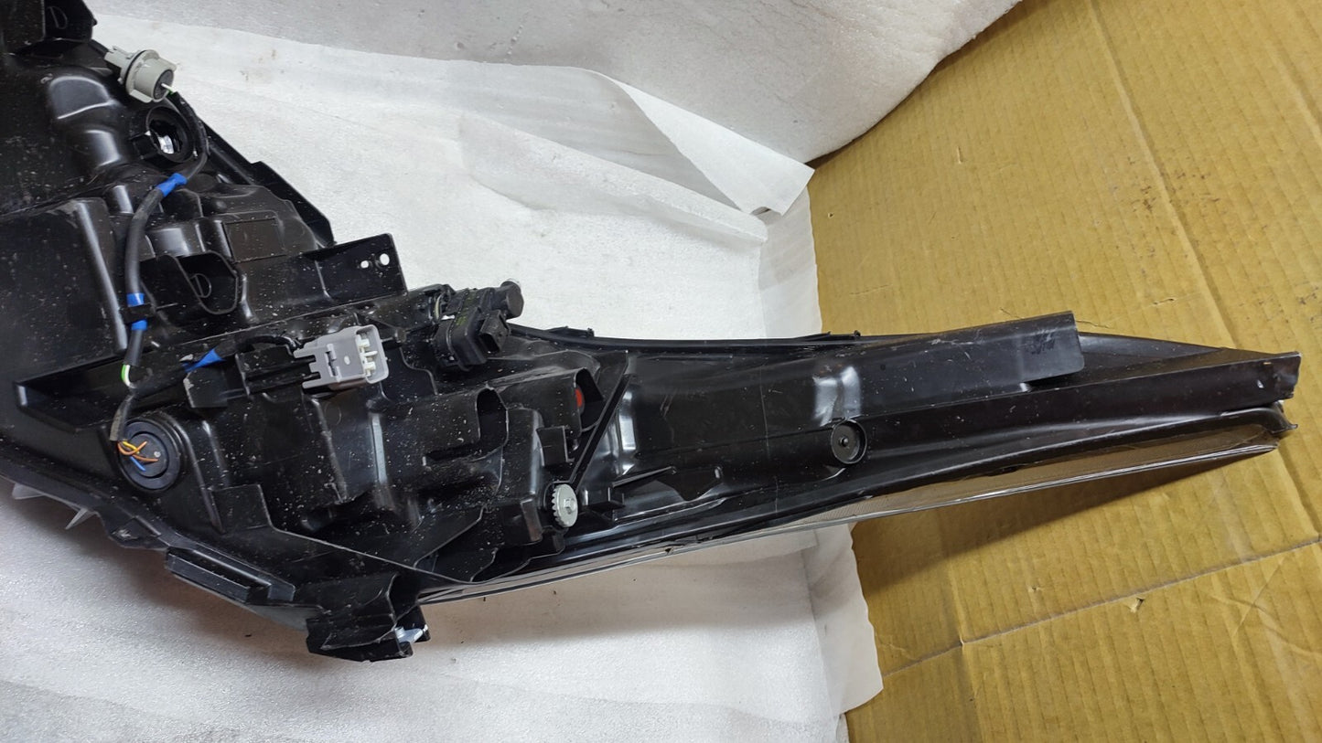 TOYOTA C-HR GENUINE RIGHT SIDE LED HEAD LIGHT LAMP 81110-F4190-00 2020-2023 to38