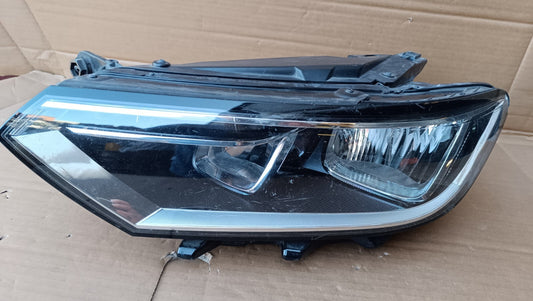 VOLKSWAGEN PASSAT FRONT HEADLIGHT LEFT PASSENGER SIDE HALOGEN B8 3G2941005B v185