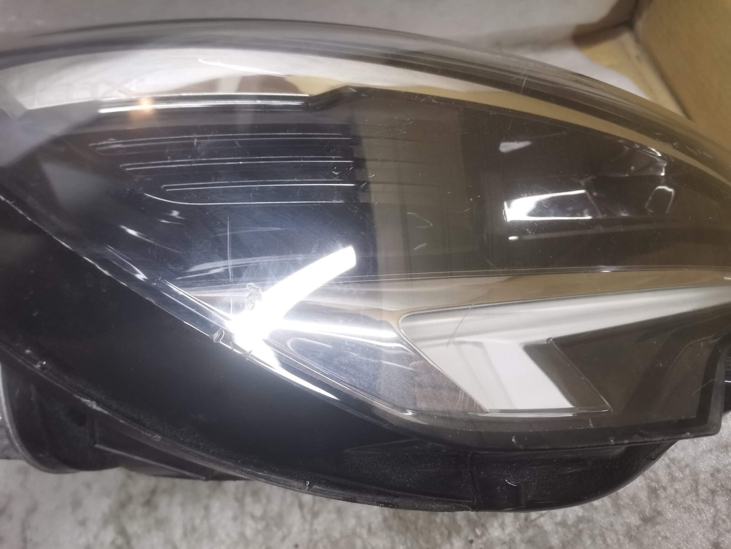 VAUXHALL CORSA F LUX OS Drivers Right Front LED Headlight Headlamp 98294633 vx78