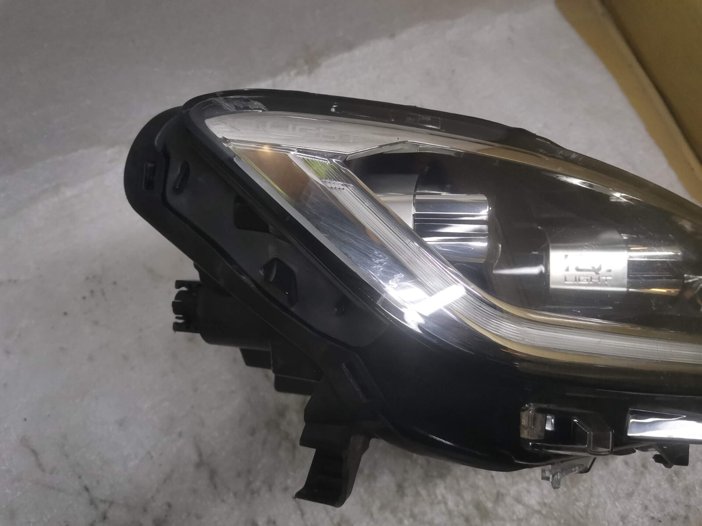Volkswagen Vw T-Roc troc IQ Facelift Led Headlight O/S 2023 2ga941036ag vwtr132