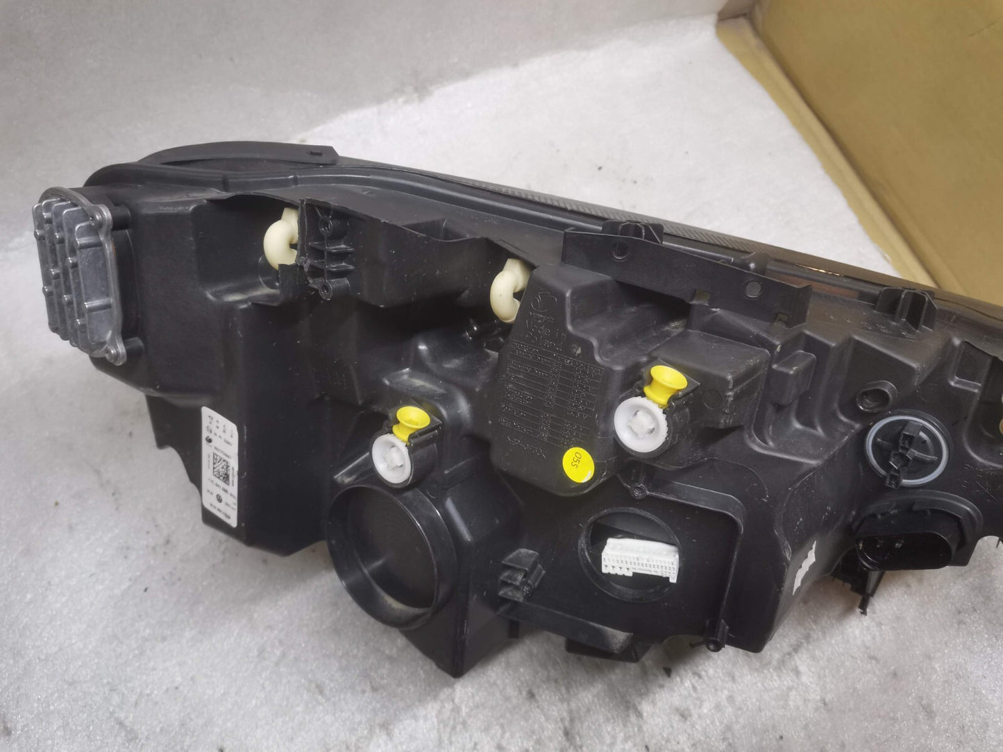 VOLKSWAGEN ID.4 ID4 11c941005a FRONT PASSENGER SIDE HEADLIGHT HEADLAMP VWId114