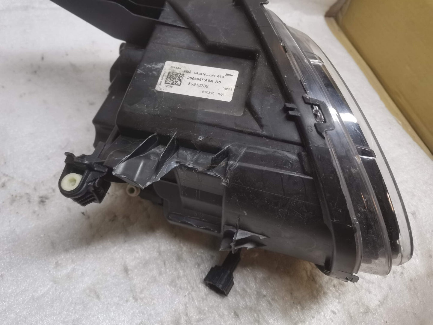 NISSAN JUKE F16 19-ON FRONT LEFT SIDE COMPLETE LED HEADLIGHT 260606PA0A niju14