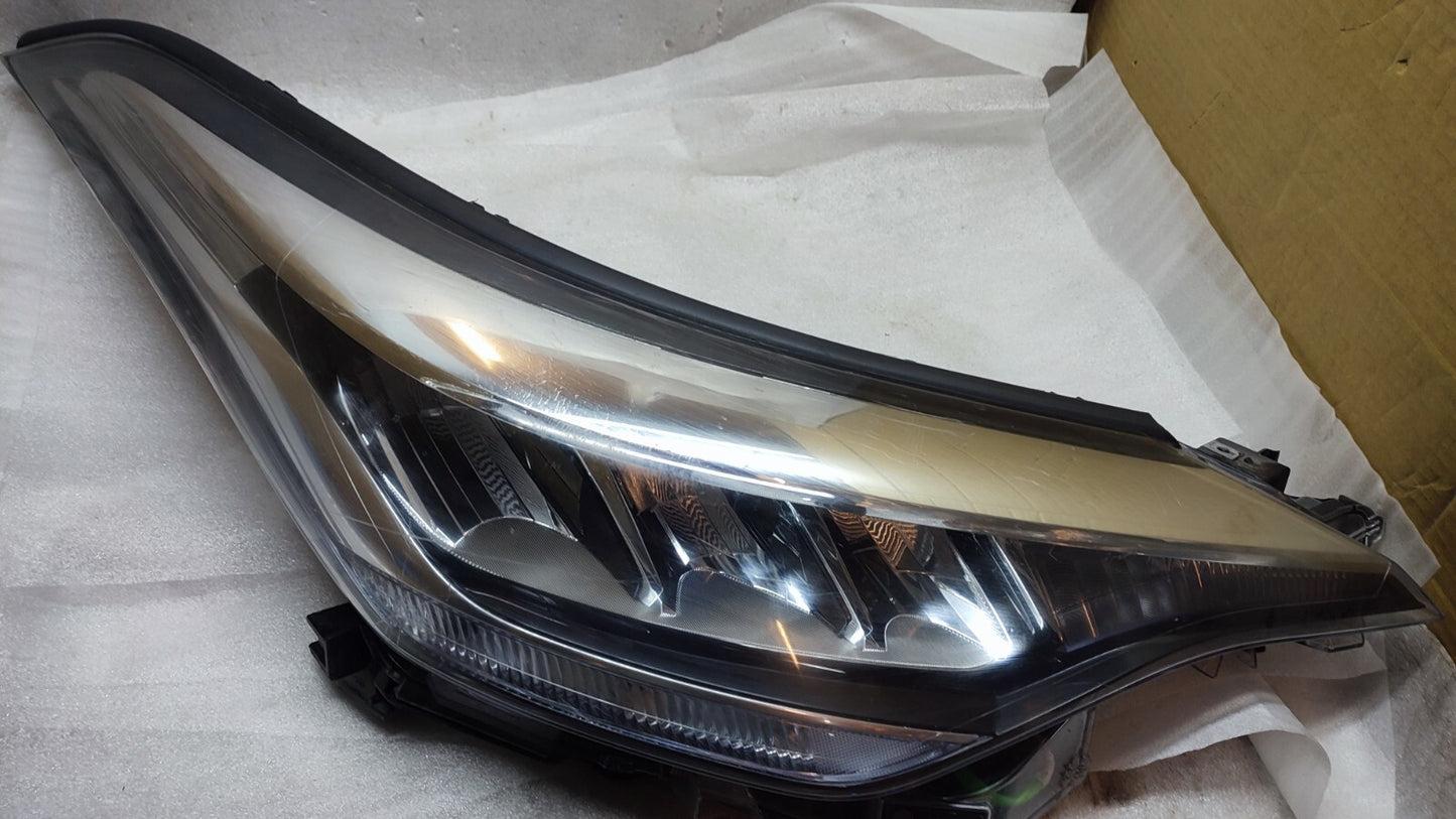 TOYOTA C-HR GENUINE RIGHT SIDE LED HEAD LIGHT LAMP 81110-F4190-00 2020-2023 to38