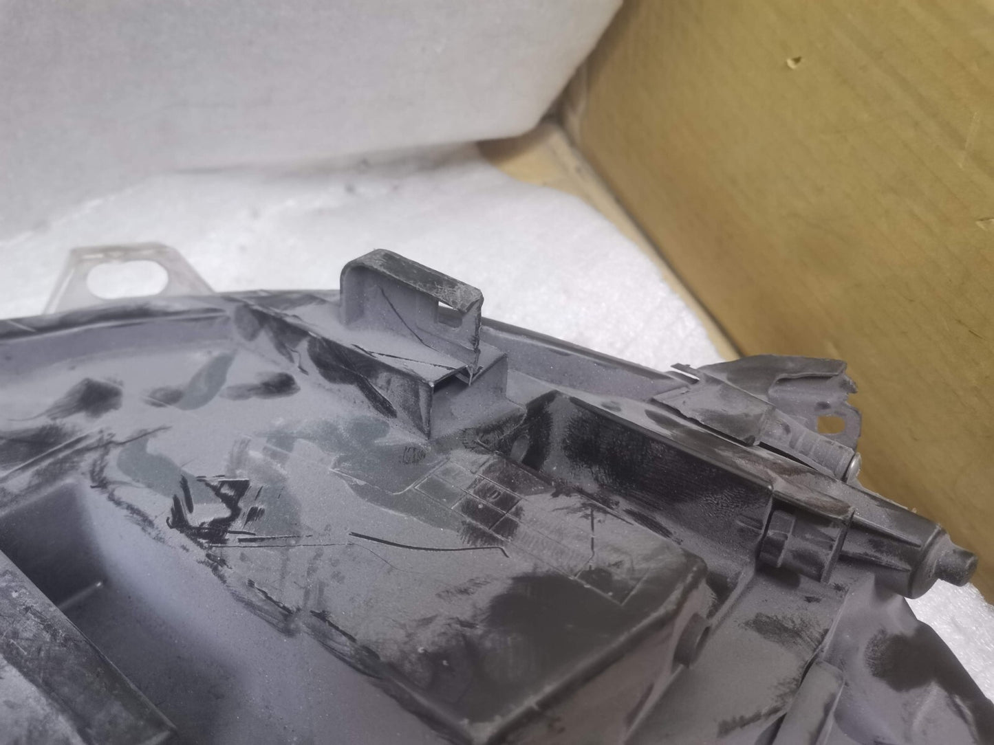 VAUXHALL ASTRA J MK6 2012-2015 LEFT SIDE N/S HEADLIGHT 13371601 vxaj77