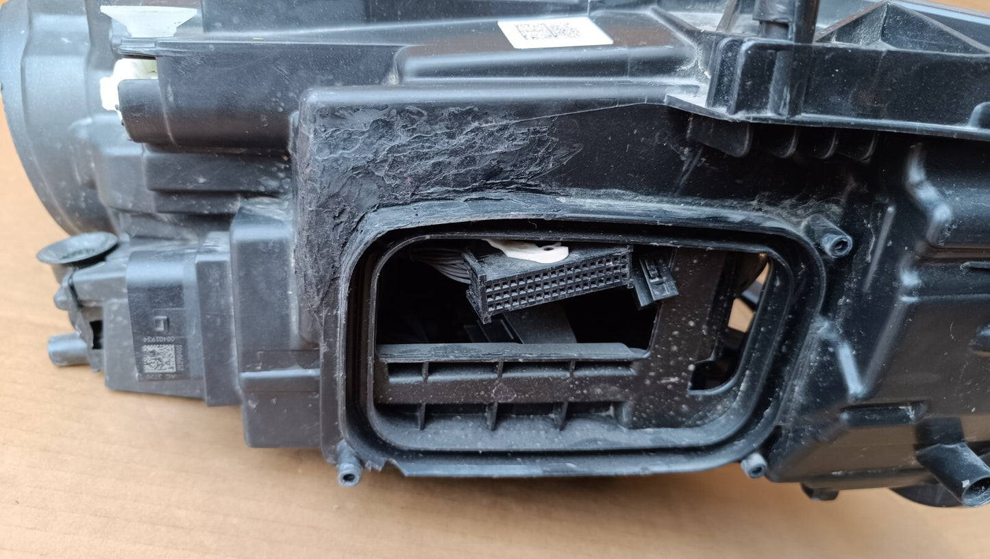 MERCEDES-BENZ W177 A-CLASS PASSENGER SIDE HEADLIGHT A1779064903 2018-2022 m109