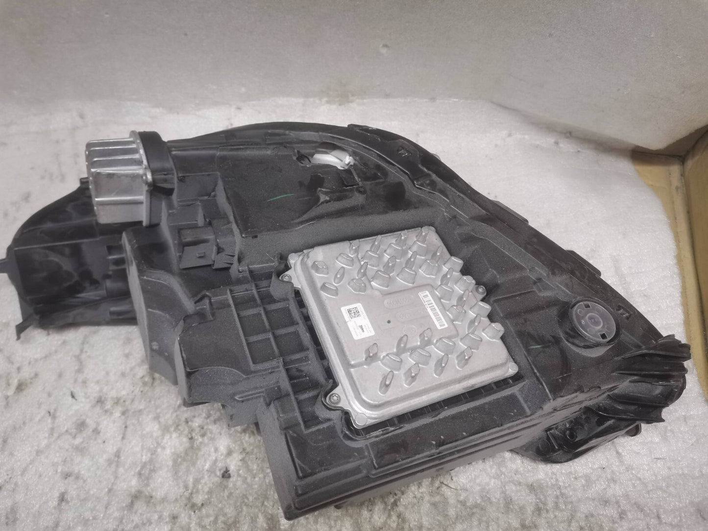 VAUXHALL CORSA F LUX OS Drivers Right Front LED Headlight Headlamp 98294633 vx78