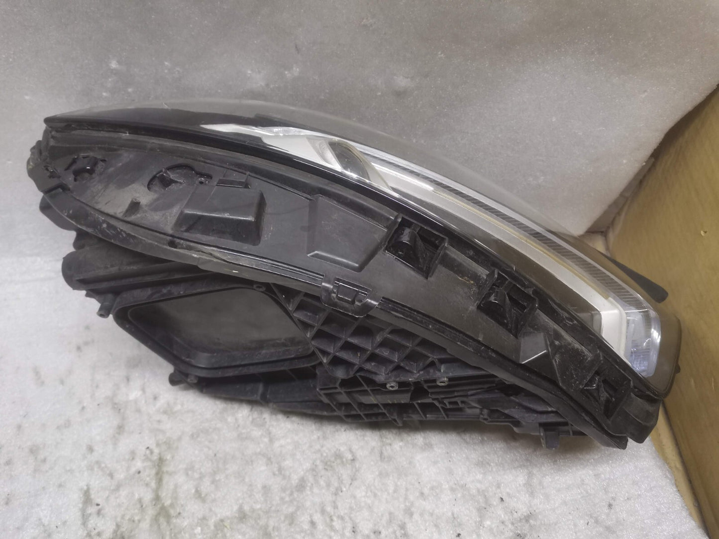 MERCEDES A-CLASS W177 2018 ONWARDS LED HEADLIGHT RH DRIVER SIDE A1779065801 m67