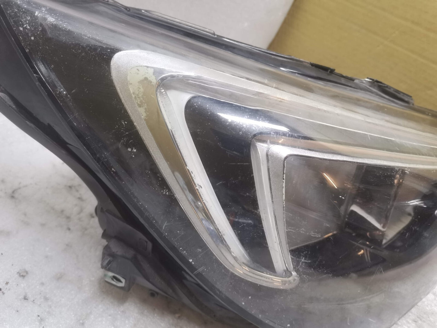 VAUXHALL CROSSLAND X 2017-2021 DRIVER SIDE HALOGEN HEADLIGHT 13467970 vxcr69