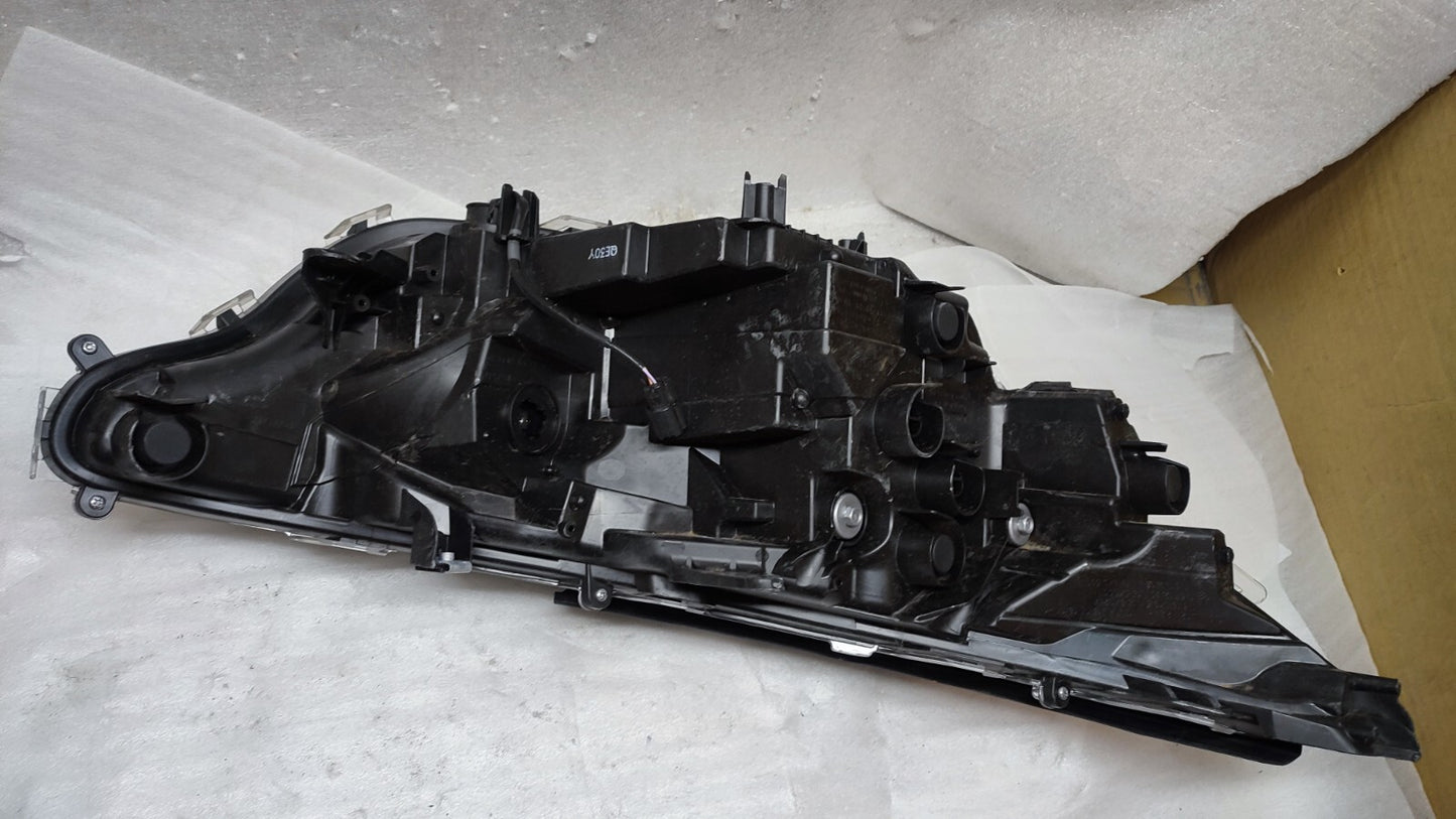 TOYOTA RAV4 OEM 2022 2023  LED HEADLIGHT LED SIGNAL STYLE LEFT 81150-0R360 to28