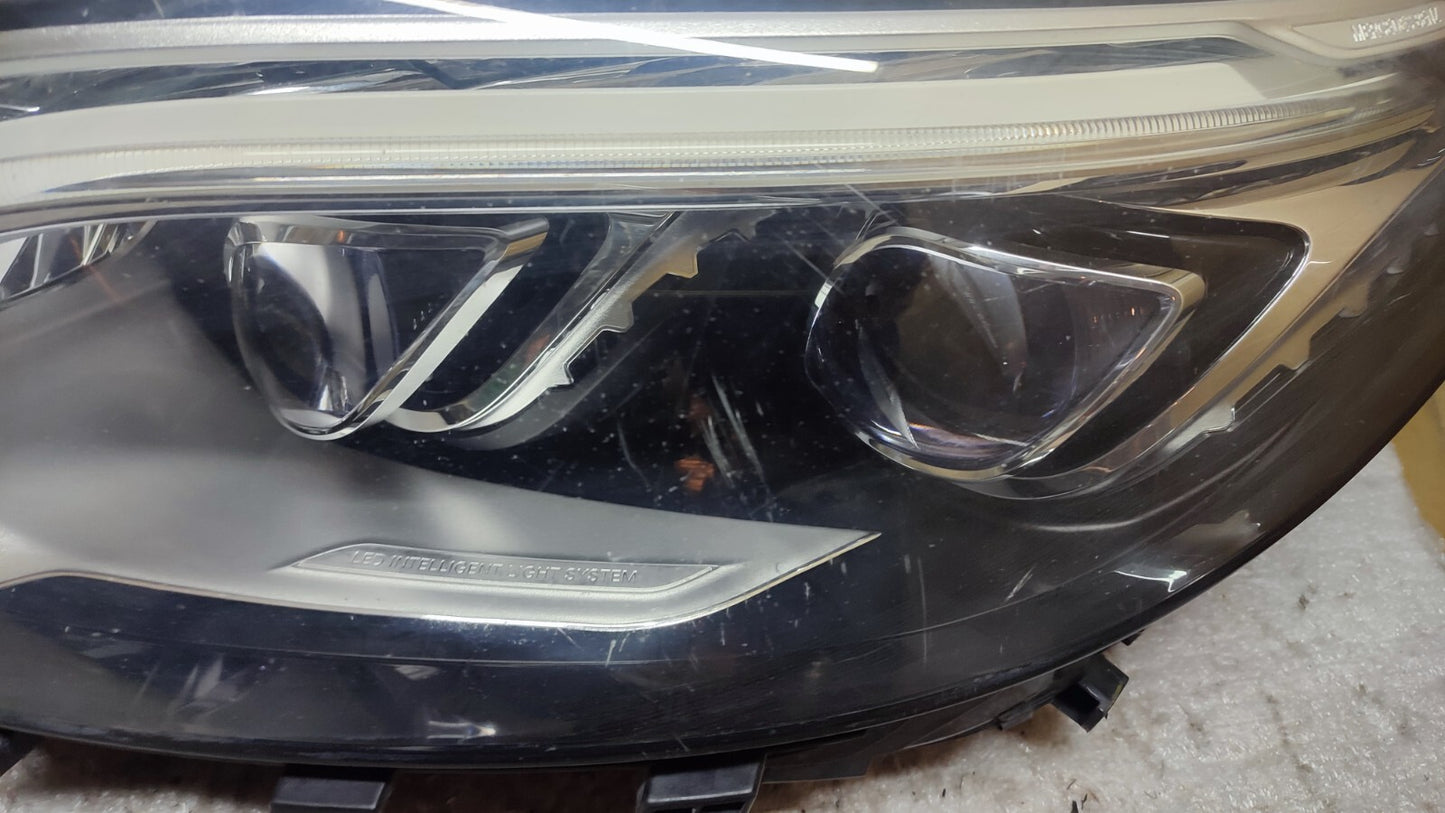 MERCEDES GLE W166 Passenger Side LED Intelligent Headlight A1669062303 m68