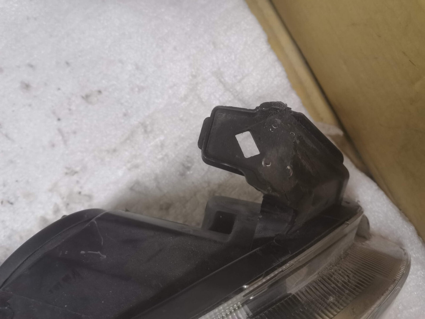 Vauxhall Astra J Driver Side (LH) Headlight Silver Insert 13253657 vxaj71