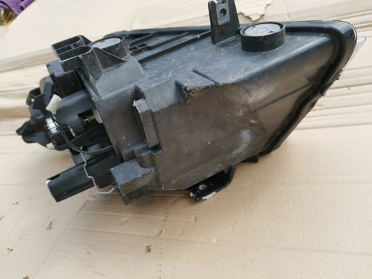 Bmw 3 Series e90 E91 Headlight Driver Side 89318941 7202576 BM9016