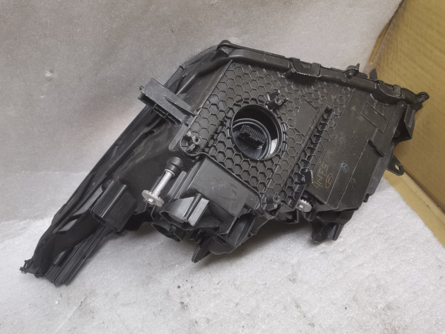 LEXUS NX nx300h O/S RIGHT 2014-19DRIVER SIDE LED HEADLIGHT 81145-78070 lenx13