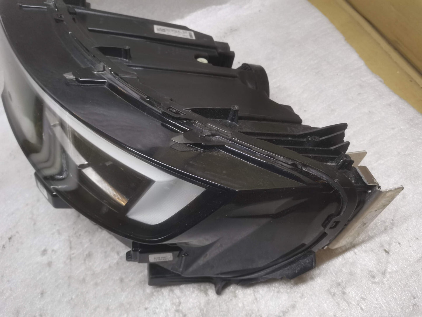 VAUXHALL OPEL MOKKA '20-ON FRONT LEFT UK PASSENGER LED HEADLIGHT 9834008980 vx46