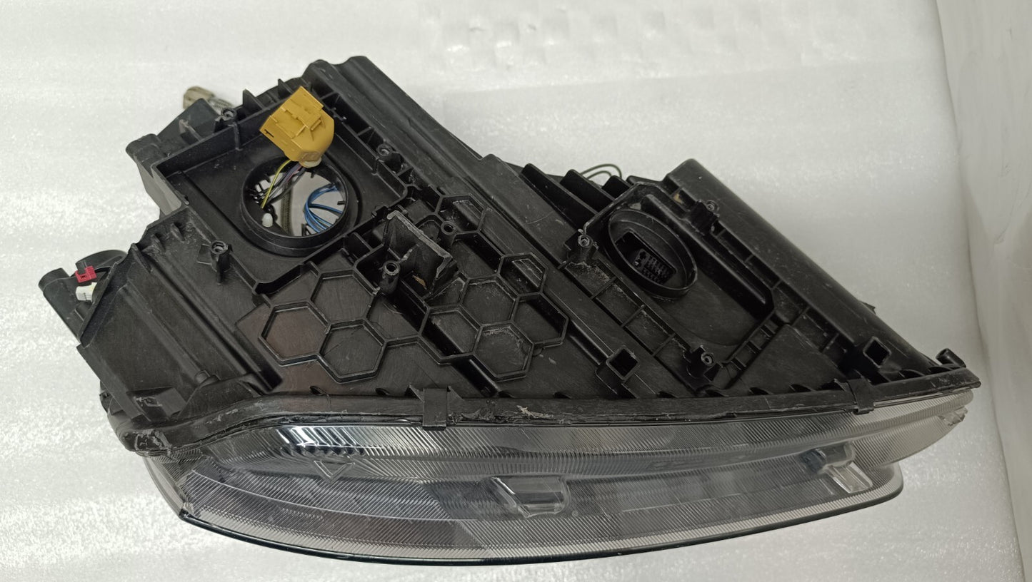 Skoda Yeti 5L 2014-2018 Genuin RHD Xenon headlight unit (left) 5L2941017D sk102