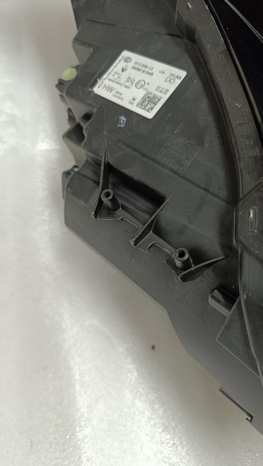 RENAULT CAPTURE HEADLAMP LEFT. PURE LED MK5 2019-2023 PASSENGER 260608134R  re69