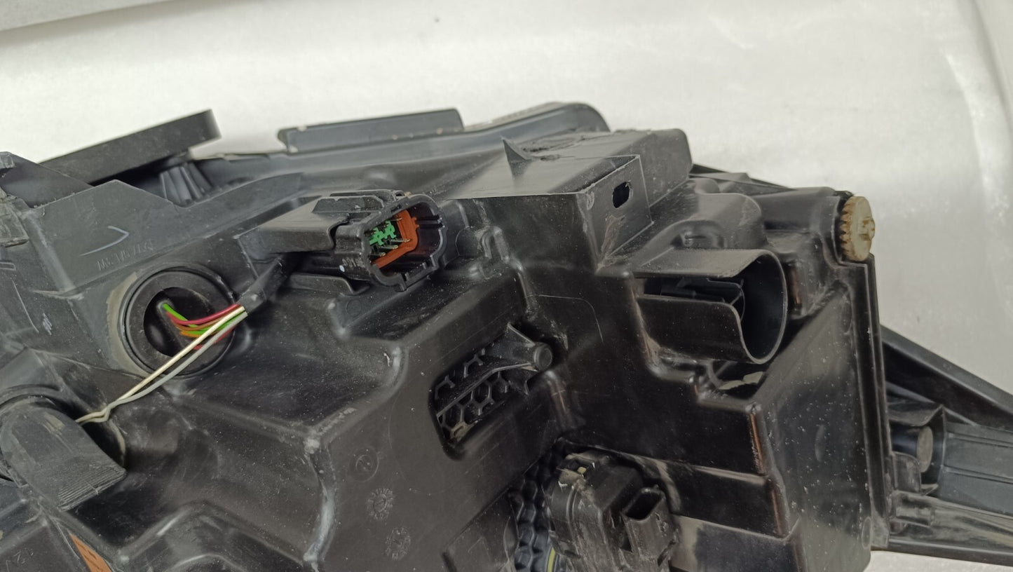 NISSAN QASHQAI Mk2 (J11) Left Passenger Side Front Headlight LED 100-18016 ni68